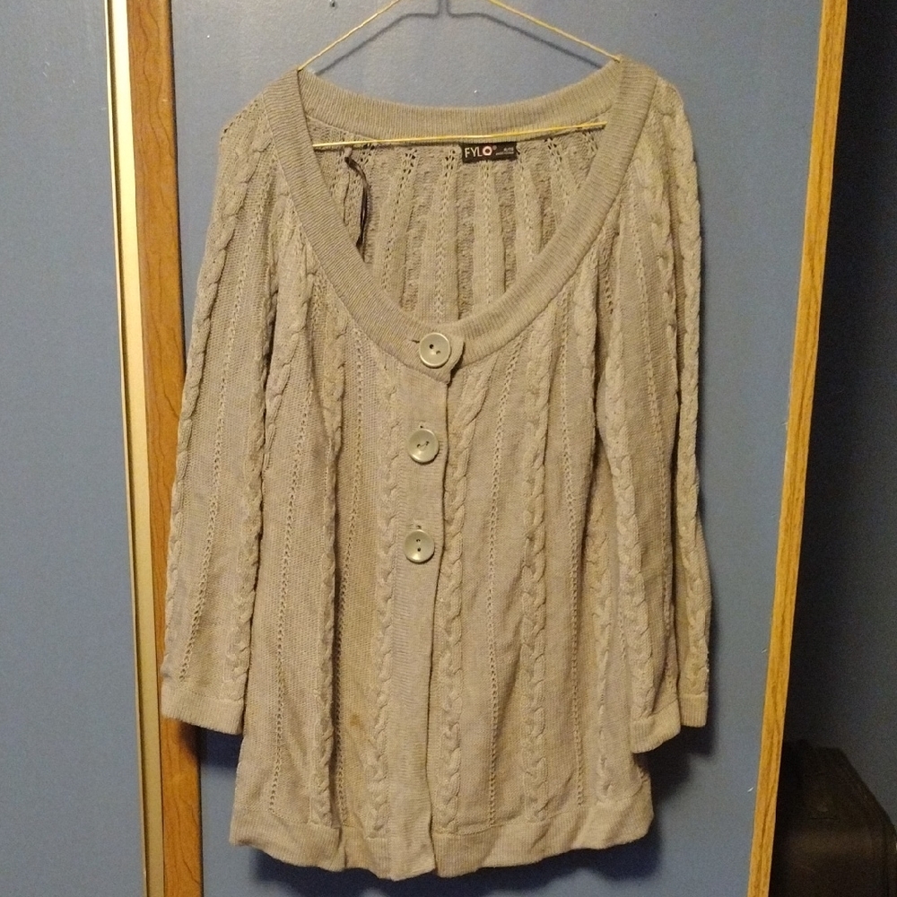 FYLO Gray Cable Knit Cardigan